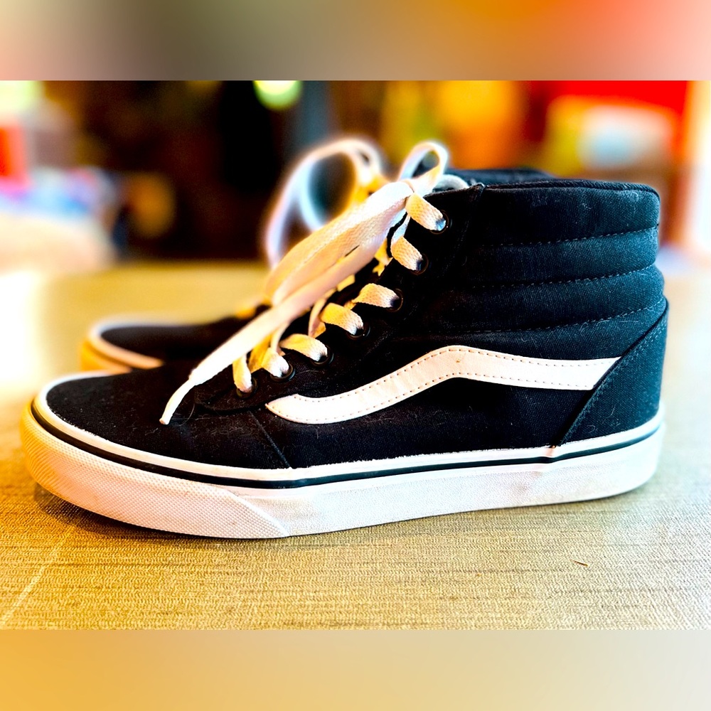 Vans Sk8 High Top black women sz 8